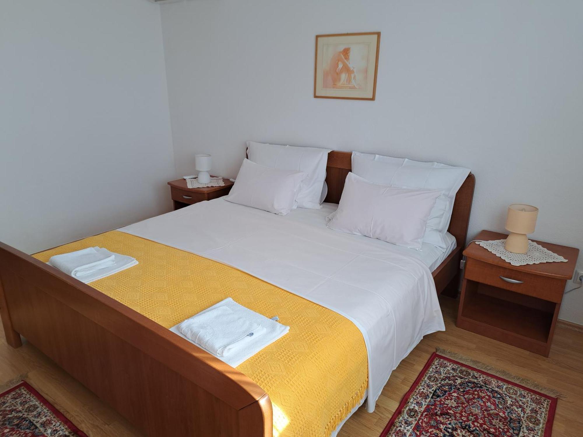 Apartments Pink House Povljana Luaran gambar