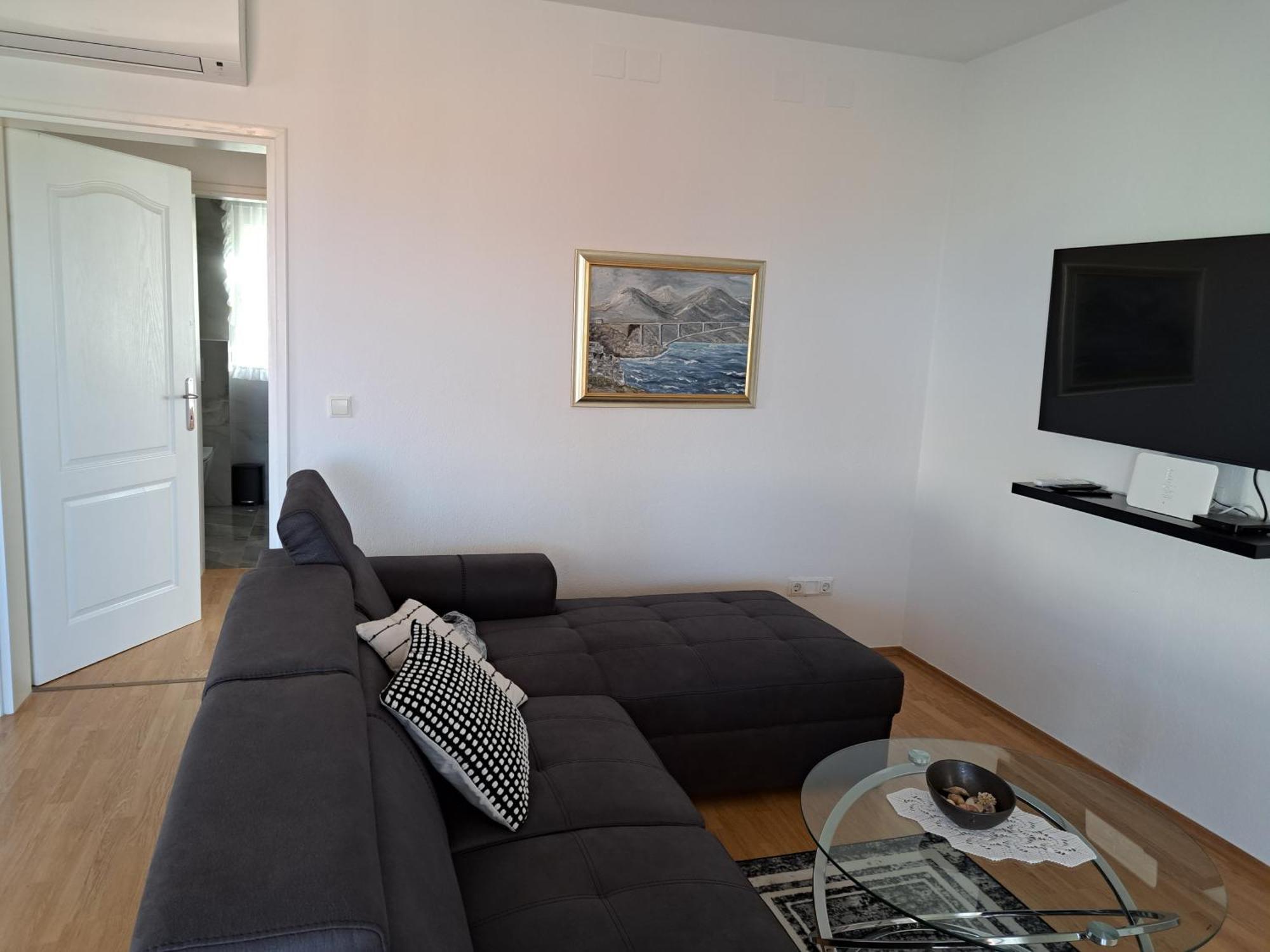 Apartments Pink House Povljana Luaran gambar