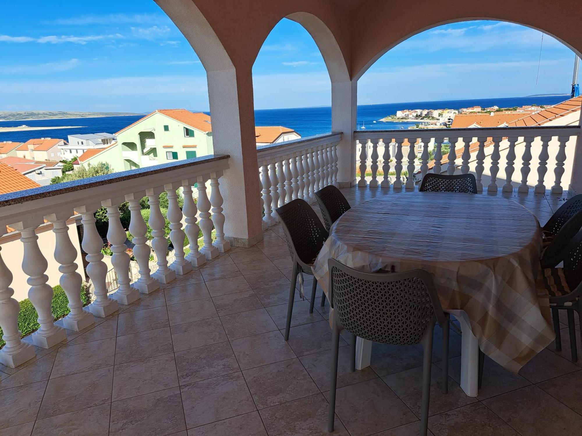 Apartments Pink House Povljana Luaran gambar